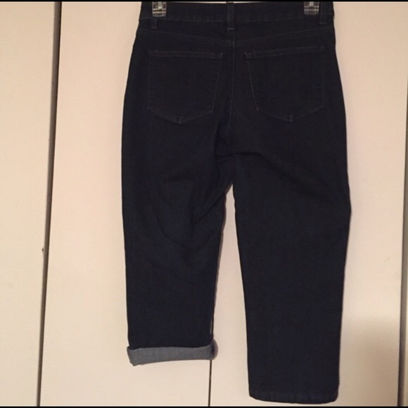 Classic fit dark rinse lee capris - Picture 2 of 4